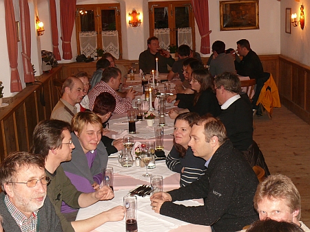 Muenchner Stammtisch 2011.jpg