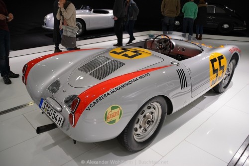 Porsche-museum 18.jpg