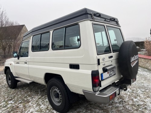 TROOPY_DACH_CLOSED_HL.jpg