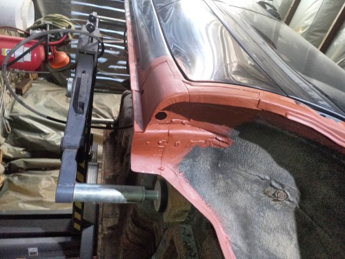 Radlauf Hinter vorne außen Grundiert.jpg