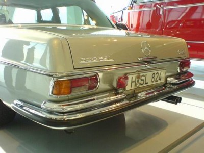 080113_mercedes-benz-museum_3889.jpg