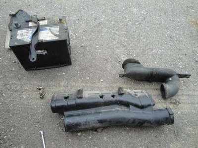 was raus muß  (Batterie kam wieder rein) &amp;quot;J9 springt aber auch nur mit einer an&amp;quot;  hahah an alle J8 Fahrer