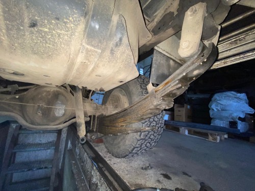 11-lagige Standard HZJ79 Heavy Duty Feder.