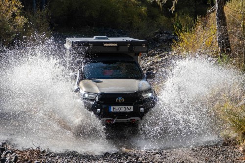 5 Hilux.jpeg