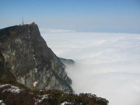 Gipfel des Emei Shan, als ich das erstemal oben war, noch ohne die monströse Samantabhadra-Statue