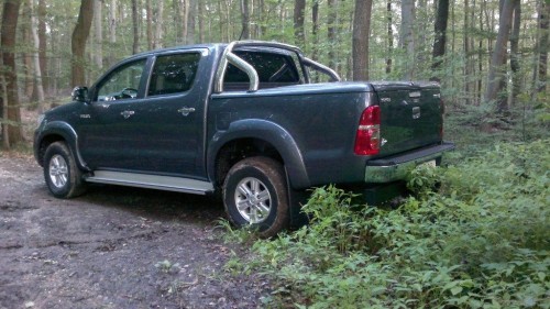 HILUX mail.jpg