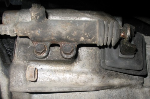 Kupplungsnehmerzylinder mont.