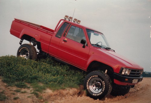 Hilux 4WD_2.jpg