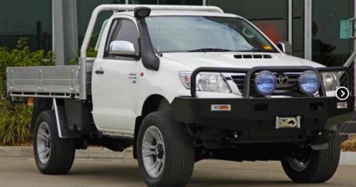 Bumper Hilux4 TJM.jpg (54.31 KiB) 5858 mal betrachtet TJM ab 1.100,-€