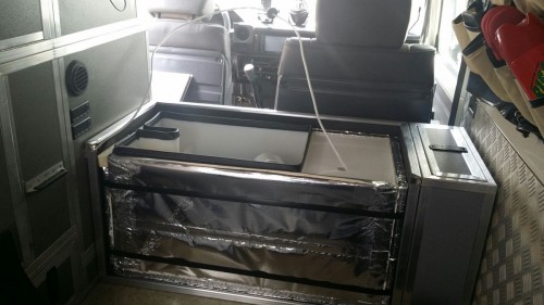 In die Flightcase Truhe einbauen