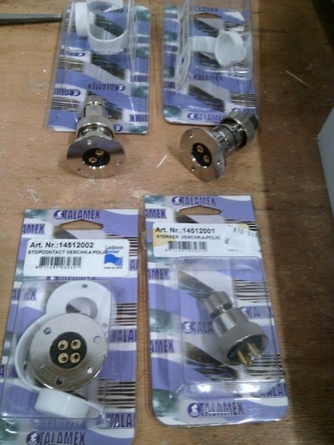 2x zweiadrig, 1x vieradrig