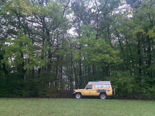 Schöner Standplatz, tolles Auto :-)