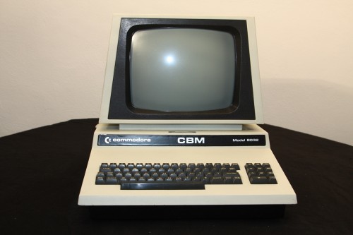 Commodore C8032