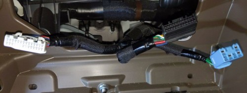 J7_Kombi-Meter_Stecker.jpg