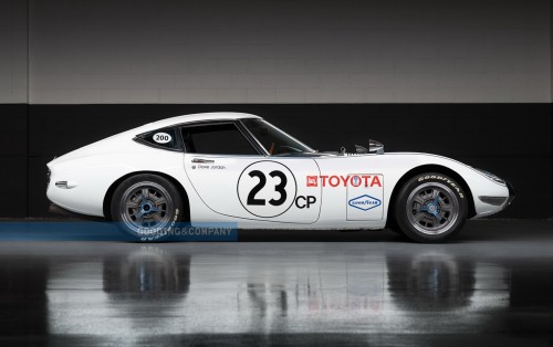 1967_Toyota-Shelby_2000_GT_1_dod5vn.jpg
